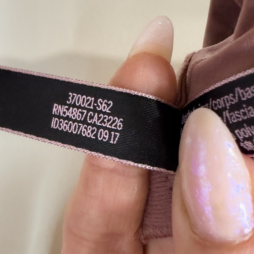 So Obsessed by VICTORIAS SECRET Mauve Push up Bra - Picture 8 of 12